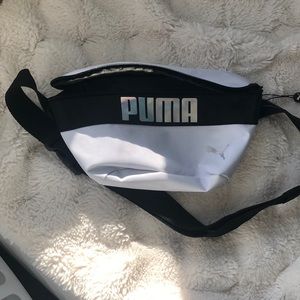 Puma hip sack NWT